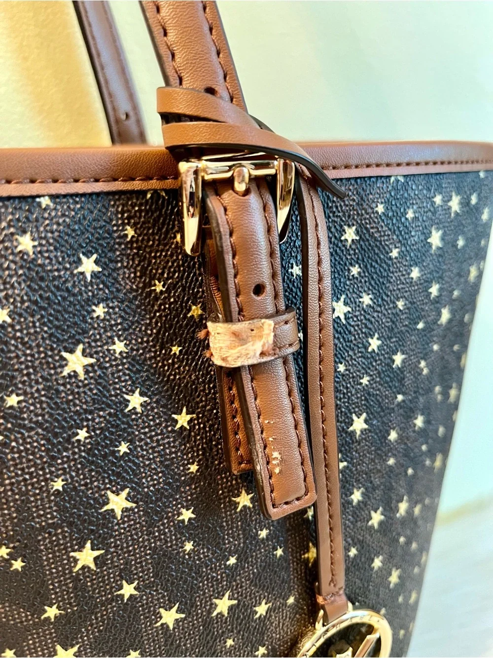 Michael Kors Jet Set Charm Gold Star Tote